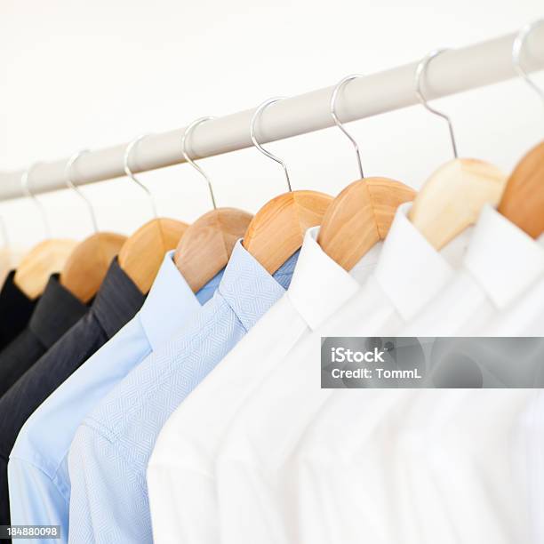 Koszulekoszulki - zdjęcia stockowe i więcej obrazów Biznes - Biznes, Butik, Dom towarowy