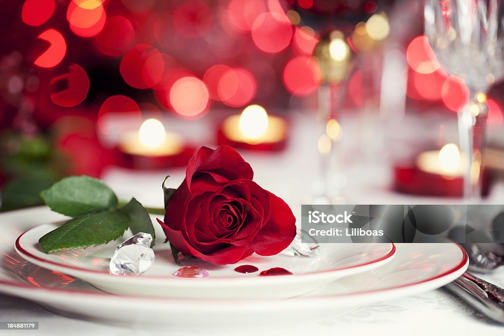 Dîner romantique - Photo de Saint Valentin libre de droits