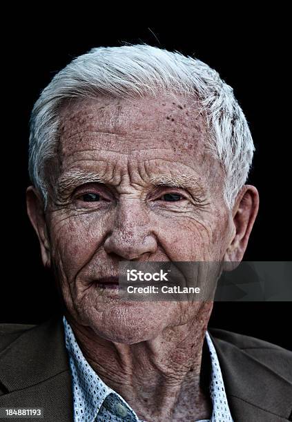 Портрет Пожилого Человека — стоковые фотографии и другие картинки 60-69 лет - 60-69 лет, 70-79 лет, Американская культура