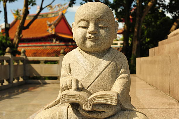 精神的知識 - temple singapore city singapore buddhism ストックフォトと画像