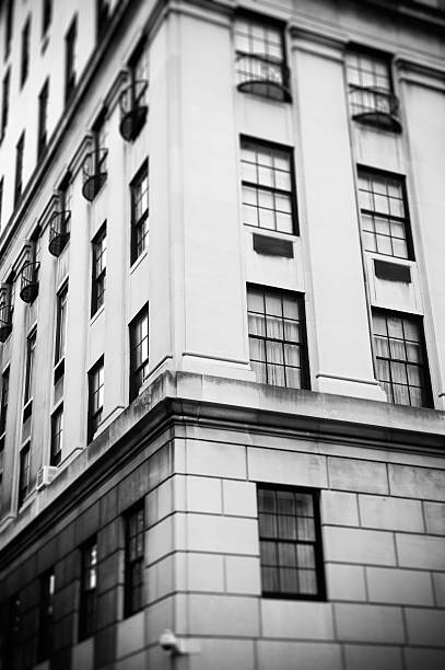 istock Apartment Building in Manhattan 184883396