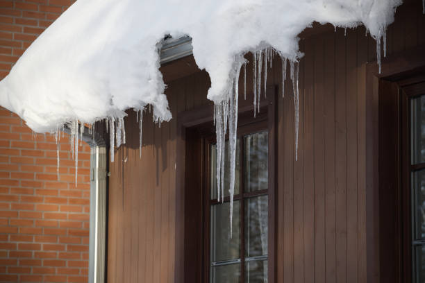 istock Large collection crystalline and glistening icicles 1848836009