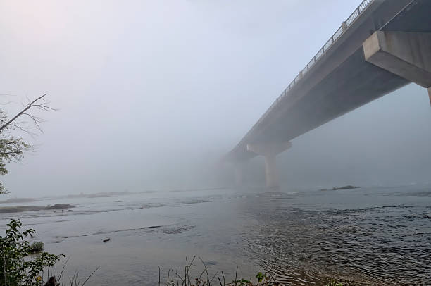 istock Shenandoah River Bridge In Morning Mist 184884387