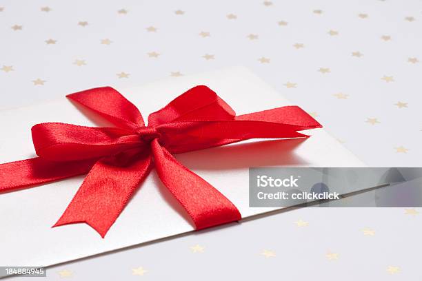 Tarjeta De Regalo Foto de stock y más banco de imágenes de Sobre - Sobre, Tarjeta de regalo, Navidad