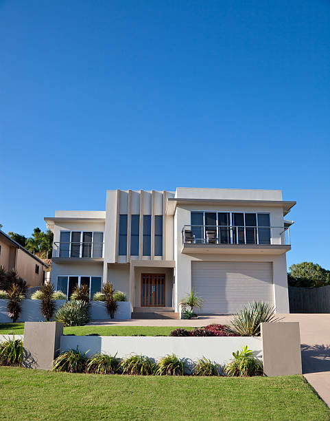 widok pionowy nowoczesnego domu i yard - house contemporary residential structure australian culture zdjęcia i obrazy z banku zdjęć