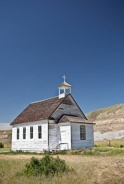 istock Little White Church 184885839