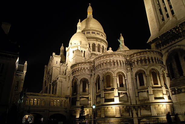 istock Basilica of the Sacred Heart 184886092