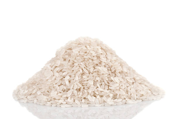 riso indiano - clipping path rice white rice basmati rice foto e immagini stock