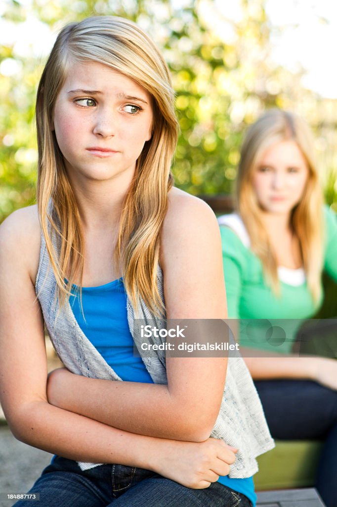 Amigos de lucha - Foto de stock de Chica adolescente libre de derechos