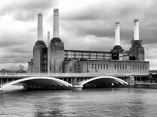 istock Battersea Powerstation, London HDR 184903648