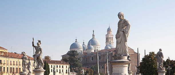 istock Prato della Valle in Padua, Veneto Italy 184908396
