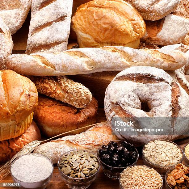 Pane - Fotografie stock e altre immagini di Abbondanza - Abbondanza, Alimentazione sana, Avena - Cereali da colazione