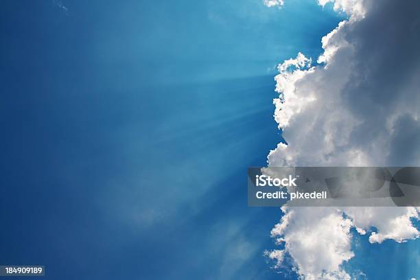 Skyserie Stockfoto und mehr Bilder von Bedeckter Himmel - Bedeckter Himmel, Blau, Dramatischer Himmel
