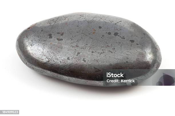 Magnetite Hälfte Wertvolle Stone Garantiert Authentische Stockfoto und mehr Bilder von Magnetit