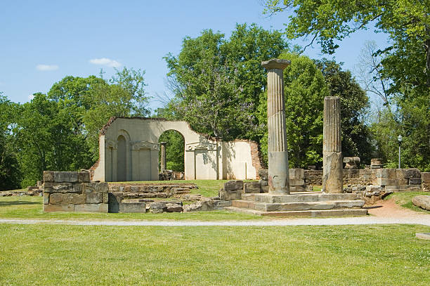 Capitol Park in Tuscaloosa, Alabama Reconstructed architectural features of the Capitol building when Tuscaloosa was the state's capital from 1826-1846. Designed by state Architect William Nichols, this archaeological site uses actual bricks and stonework from the original Capitol building to outline the ground floor plan and the partial rotunda. Several of the massive columns have been repaired and placed on their original sites. united states capitol rotunda photos stock pictures, royalty-free photos & images