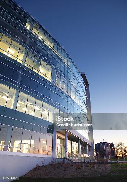 Moderne Entreprise Außenansicht Bei Sonnenuntergang Stockfoto und mehr Bilder von Bürogebäude