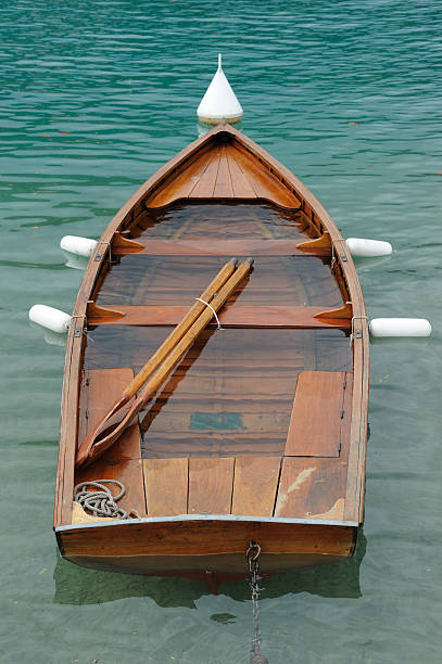 istock Sinking Boat, Lake Annecy 184913019