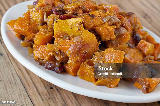 Arrosto Zucca Butternut - Fotografie stock e altre immagini di Alimentazione sana - Alimentazione sana, Arancione, Arrosto - Cibo cotto