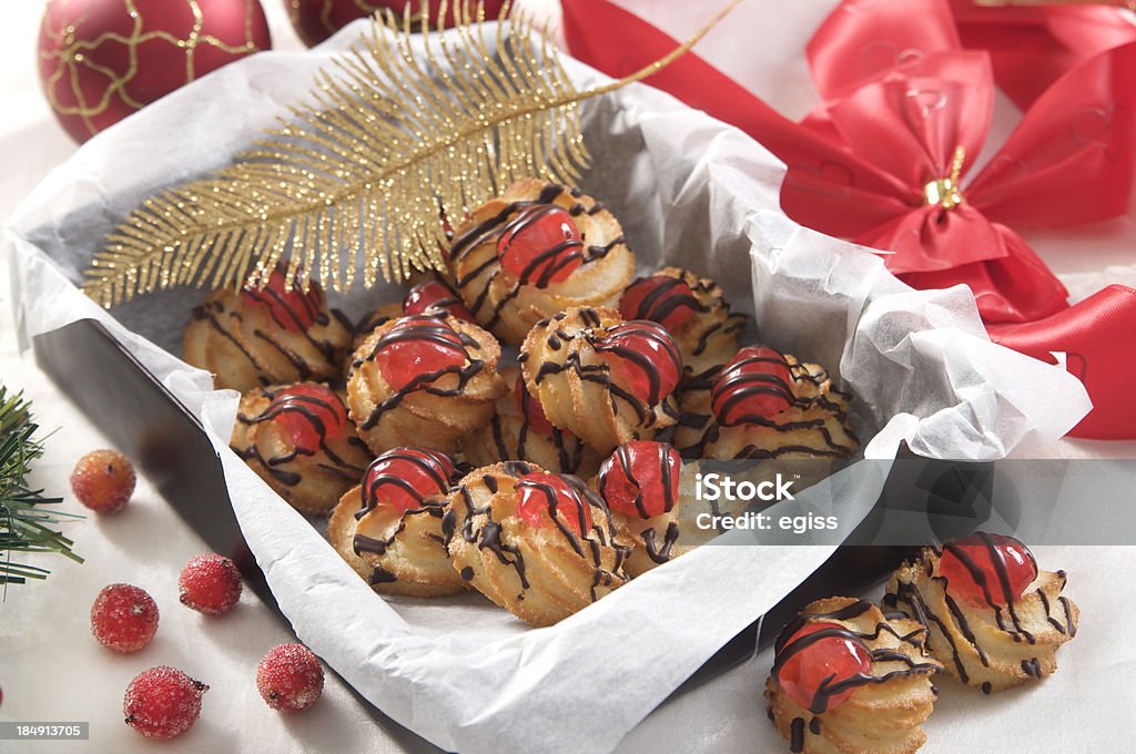 Doces de Natal no presente - Foto de stock de Advento royalty-free