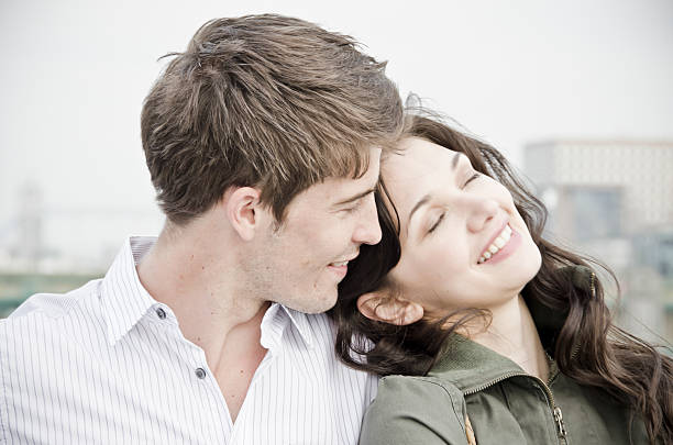 istock Attractive Couple Outdoors Enjoying London 184914523