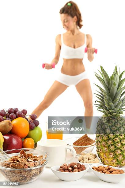 Estilo De Vida Saudável - Fotografias de stock e mais imagens de Adulto - Adulto, Alimentação Saudável, Ananás