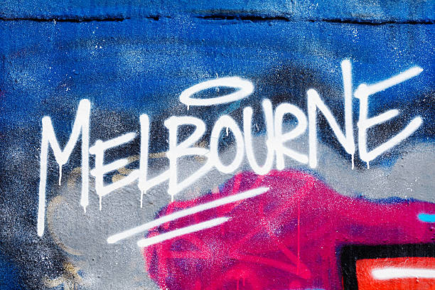 melbourne ilegal en pared pintada público. - abstract art painted image surrounding wall fotografías e imágenes de stock