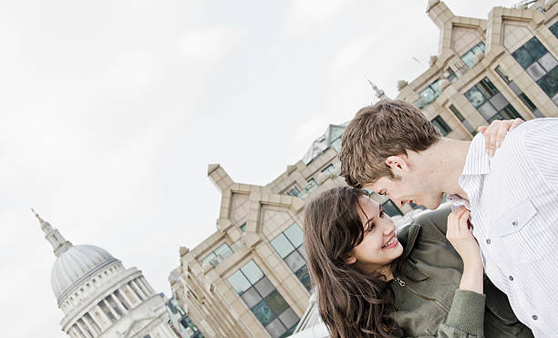 istock Attractive Couple Outdoors Enjoying London 184918243