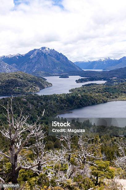 Vista Panorámica Del Cerro Campanario Foto de stock y más banco de imágenes de Aire libre - Aire libre, Argentina, Bariloche