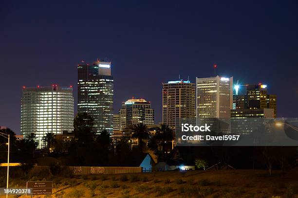 Foto de Phoenix Horizonte À Noite e mais fotos de stock de Phoenix - Arizona - Phoenix - Arizona, Noite, Cidade