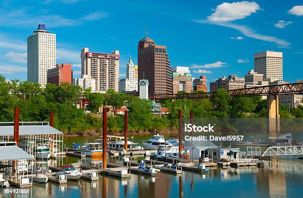 Memphis Skyline With River And Boats Stock Photo - Download Image Now - Memphis - Tennessee, Tennessee, Urban Skyline
