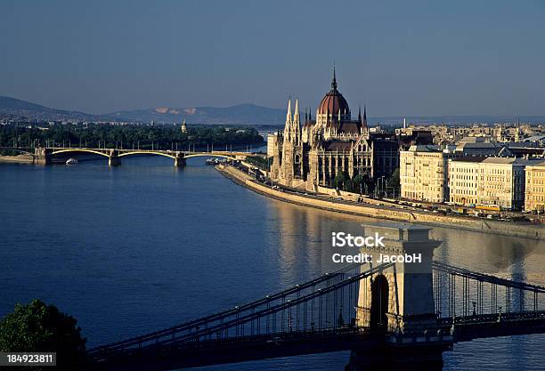 Budapest - Fotografie stock e altre immagini di Budapest - Budapest, Capitali internazionali, Catena