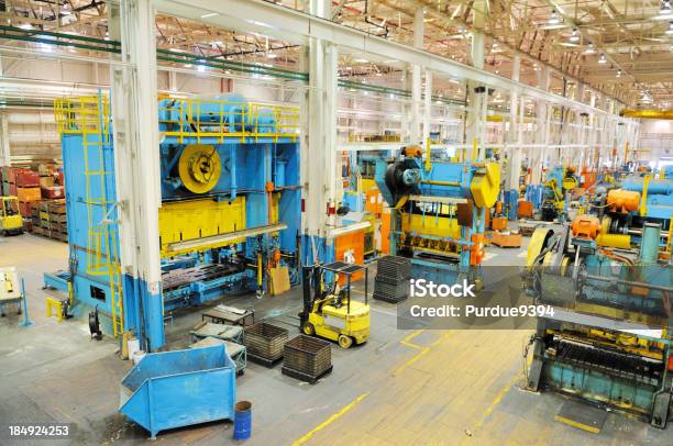 Große Menge Metall Press Shop Industrie In Amerikanischer Produktion Factory Stockfoto und mehr Bilder von Kanban - Produktionsplanung