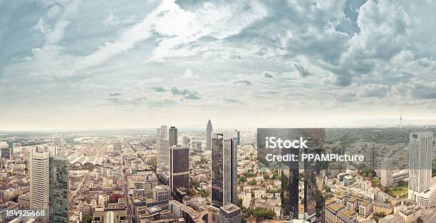 Drapaczy Chmur Frankfurt - zdjęcia stockowe i więcej obrazów Frankfurt nad Menem - Frankfurt nad Menem, Panorama miasta, Europejski Bank Centralny