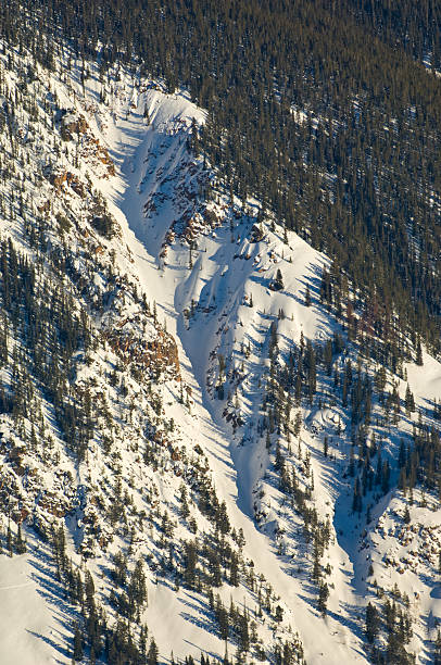 istock Steep Backcountry Ski Couloir 184925514
