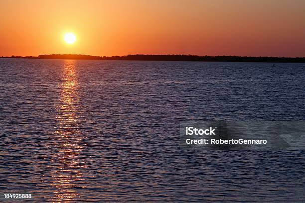 Mediterranen Sonnenuntergangsizilien Stockfoto und mehr Bilder von Abenddämmerung - Abenddämmerung, Blendenfleck, Bucht