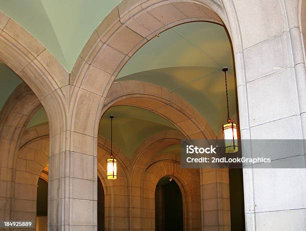 Telhado Cofre Bancário Em Edifício Capitólio Do Estado De Nova Iorque - Fotografias de stock e mais imagens de Capitólio do Estado de Nova Iorque