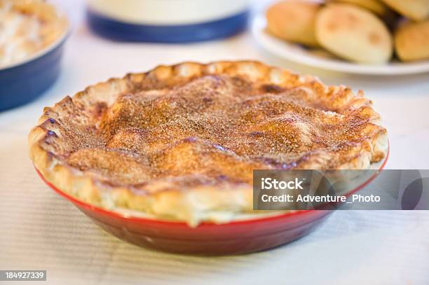 Foto de Deliciosos Itens De Torta De Maçã e mais fotos de stock de Assado no Forno - Assado no Forno, Assar, Banquete