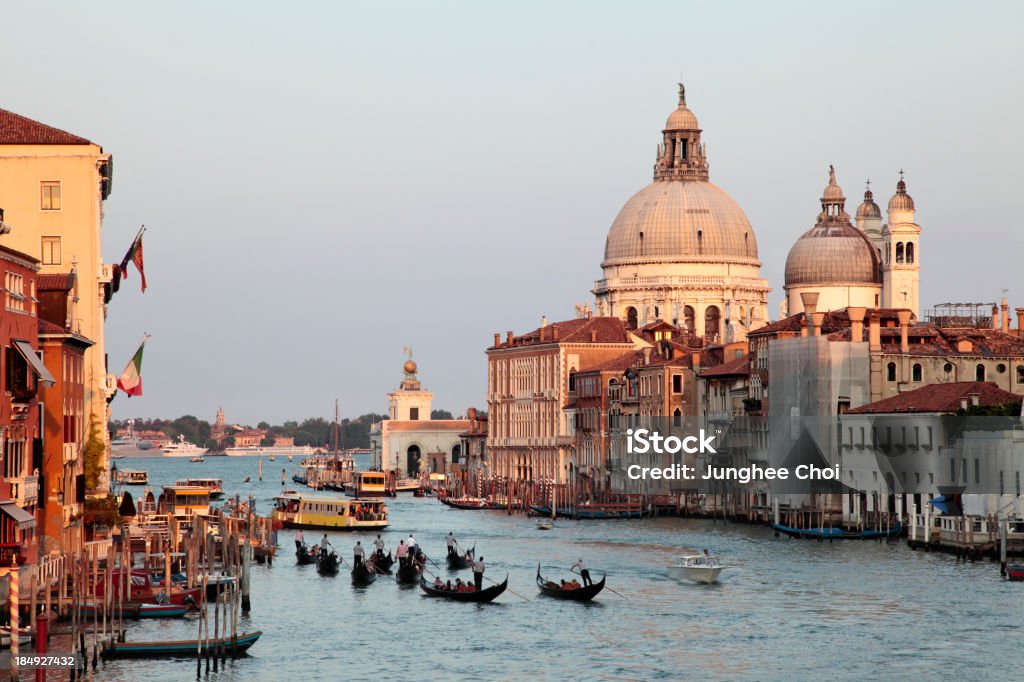 Grand canal Wenecja o zachodzie słońca - Zbiór zdjęć royalty-free (Badanie)