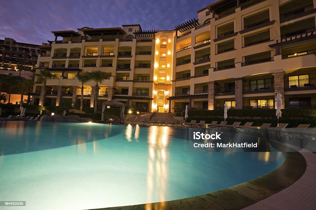 La piscine et le complexe de Cabo San Lucas, Mexique - Photo de Appartement libre de droits