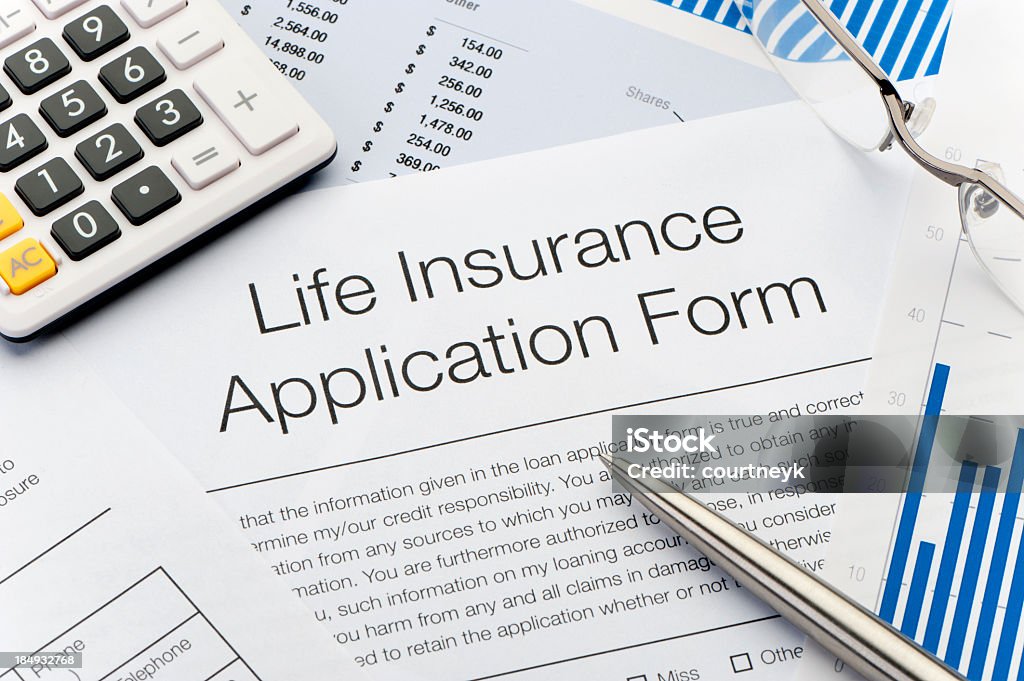 Primer plano de seguros de vida formulario de solicitud - Foto de stock de Seguro de vida libre de derechos