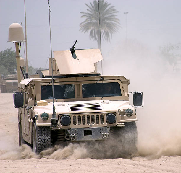 HMMWV - foto de stock