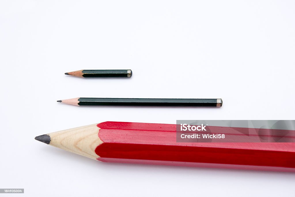 Pequeno, Médio, Grande lápis - Foto de stock de Três Objetos royalty-free
