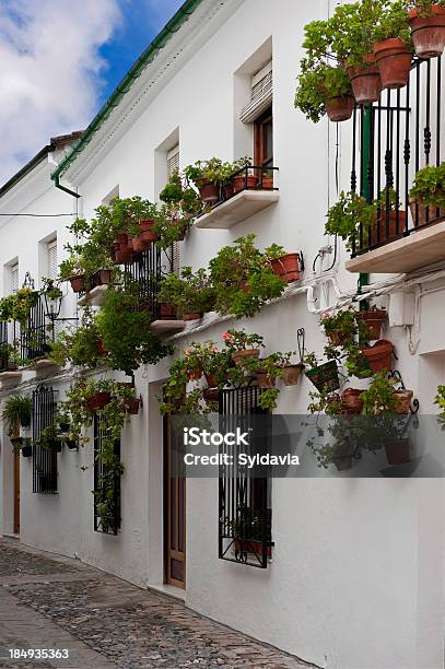 Calle De La Ciudad De Andalucía España Foto de stock y más banco de imágenes de Córdoba - España - Córdoba - España, España, Aire libre