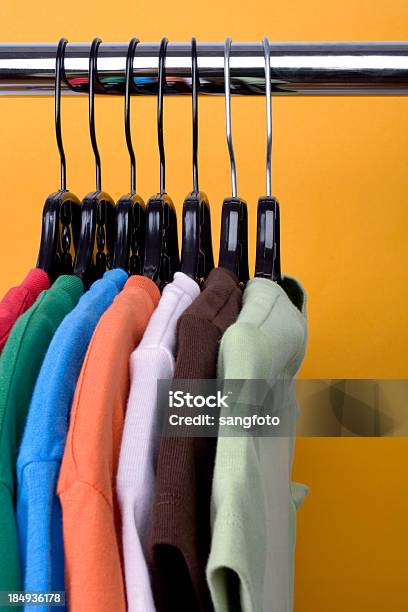 Красочные Рубашки — стоковые фотографии и другие картинки Вариация - Вариация, Вертикальный, Верх