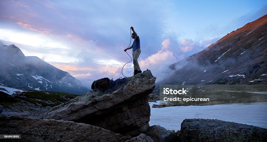 Felsklettern bei Sonnenuntergang coiling Seil - Lizenzfrei Nationalpark Rocky Mountain Stock-Foto