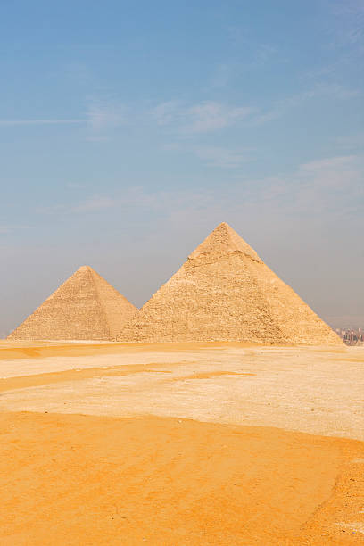 gizeh piramidi - kephren foto e immagini stock