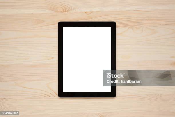 Digitale Tablet Mit Leeren Bildschirm Stockfoto und mehr Bilder von Leerer Bildschirm - Leerer Bildschirm, Schreibtisch, Tablet PC