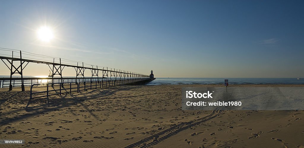 Lighthouse am Lake Michigan - Lizenzfrei Sanddüne Stock-Foto