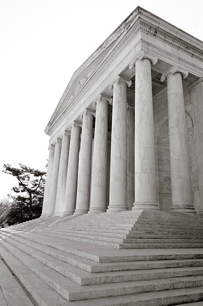 istock Front facade of the Jefferson Memorial 184950079