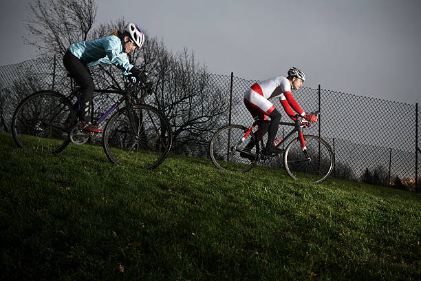 Sportler beim training für ein cyclo-cross-Rennen – Foto